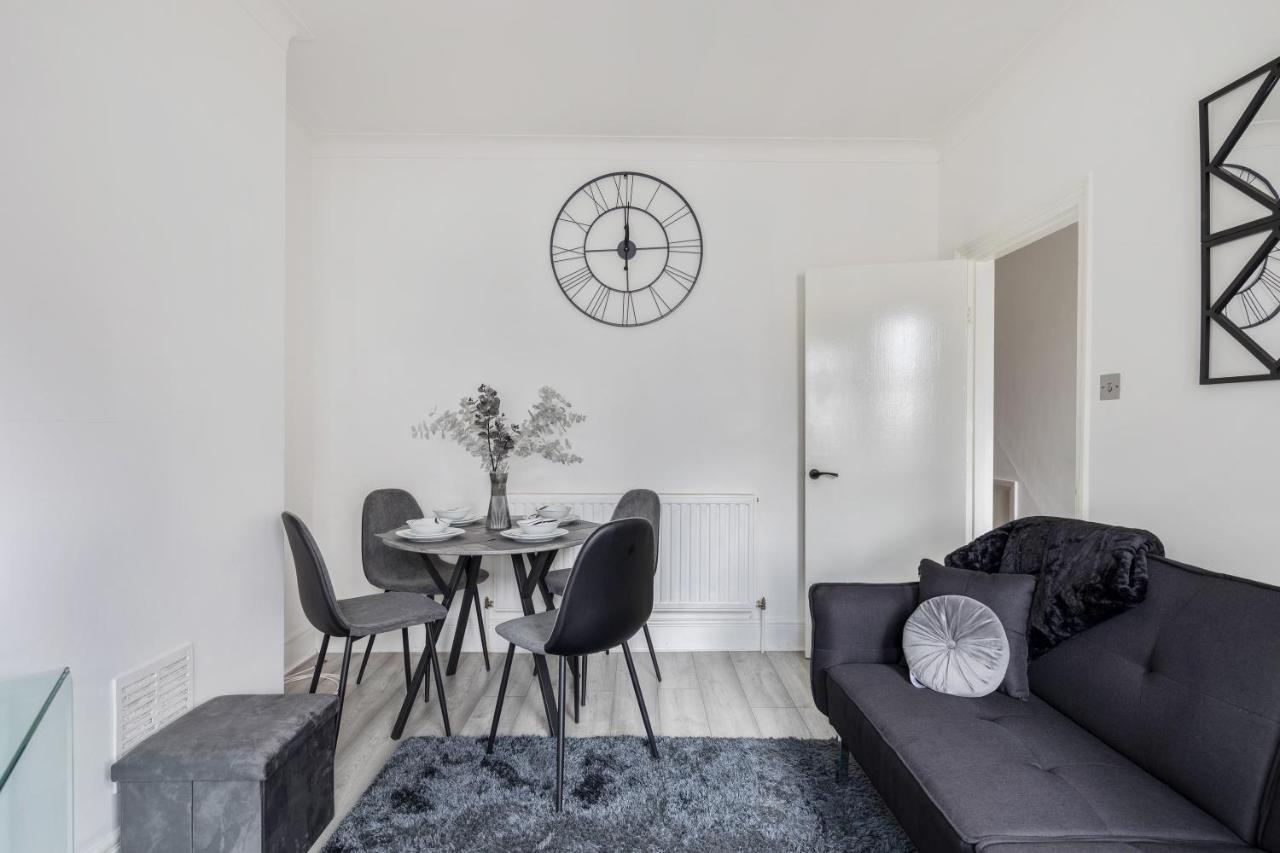 Beautifully Modern 2-Bed Apartment W/Garden 伦敦 外观 照片